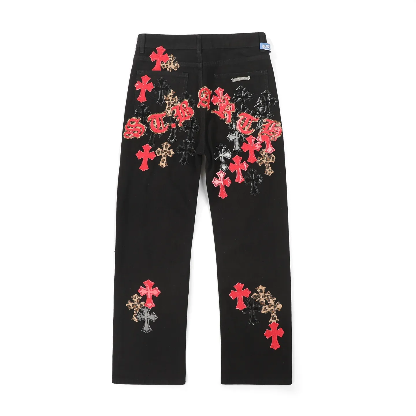 P240 Chrome Hearts 24SS Cross Sanskrit limited style graffiti printed leather jeans. Chrome Hearts limited edition leather washed jeans, Miami limited jeans, the entire cross leather is hand-made_different version, a heavy black blue cow fabric with moderate thickness and texture, antique metal silver label decoration, denim embedded thread manufacturing and production 💙Among Chrome Hearts' many trousers, its color is unique, and people are deeply attracted at a glance. It is made of beaded canvas fabric and has been washed with heavy water. The upper body is very textured, crisp and stylish, and will not collapse at all. The three-dimensional cut of the trousers has a first-class effect in modifying the shape of the legs. It can be easily controlled by any figure, and you can instantly become a street trendy person when you put it on.  🔩Customized hardware, full of texture, every detail is done to the extreme. The thick beaded canvas fabric becomes soft and skin-friendly after washing, and has excellent breathability, making it comfortable to wear all day long. Customized small leather label, unique design, simple yet elegant, exquisite workmanship, neat wiring, every detail demonstrates quality and style.  These pants are gender-neutral and can be worn by both men and women, easily creating a sense of fashion. Pair them with a T-shirt or sweatshirt and you can easily go out and hit the streets. Size: 28/30/32/34/36 Waist: 69/74/79/84/89 Pants length: 102/103/104/105/106